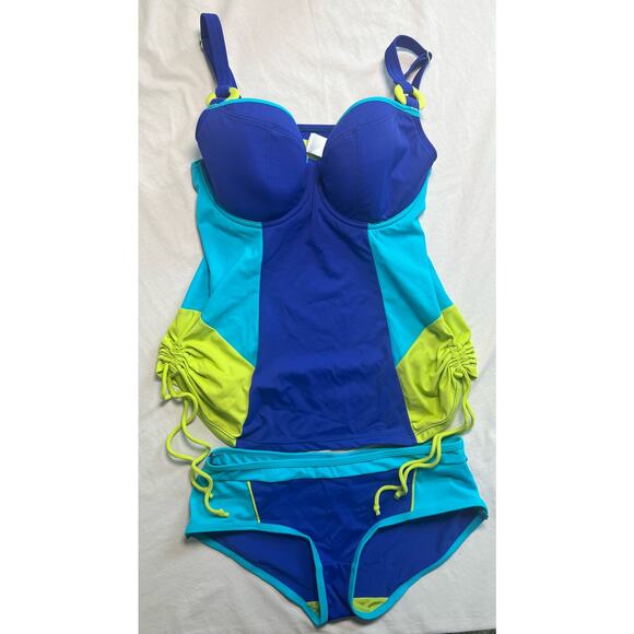 Blue and Green Color-Block Bikini with Sweetheart Neckline - Picture 1 of 14